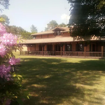 펜션 Airiail Domaine La Estancia Escource